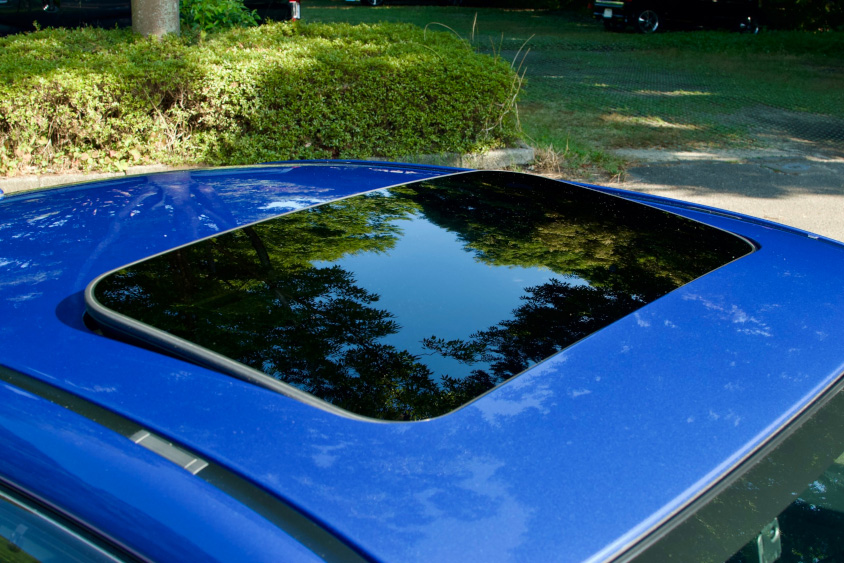 スバル・WRX STIのサンフール