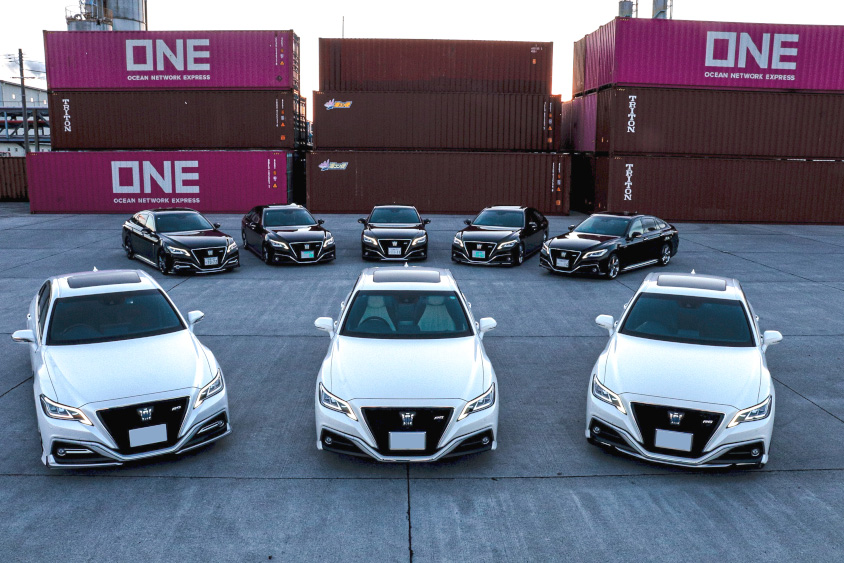 トヨタ・クラウン（220系）のプチオフ会の様子