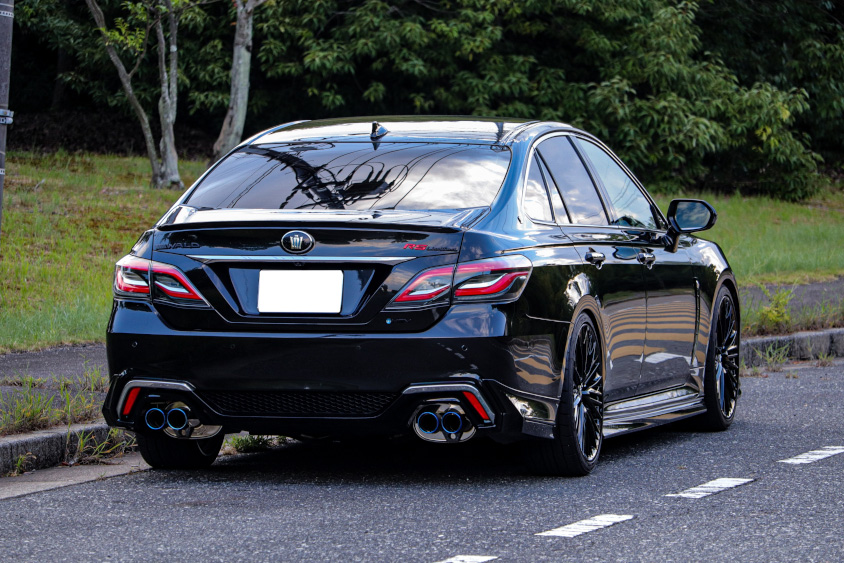 トヨタ・クラウン（220系）のリヤ