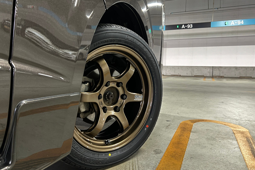 トヨタ・ハイエース スーパーGL“50TH ANNIVERSARY LIMITED”のアドバンホイール