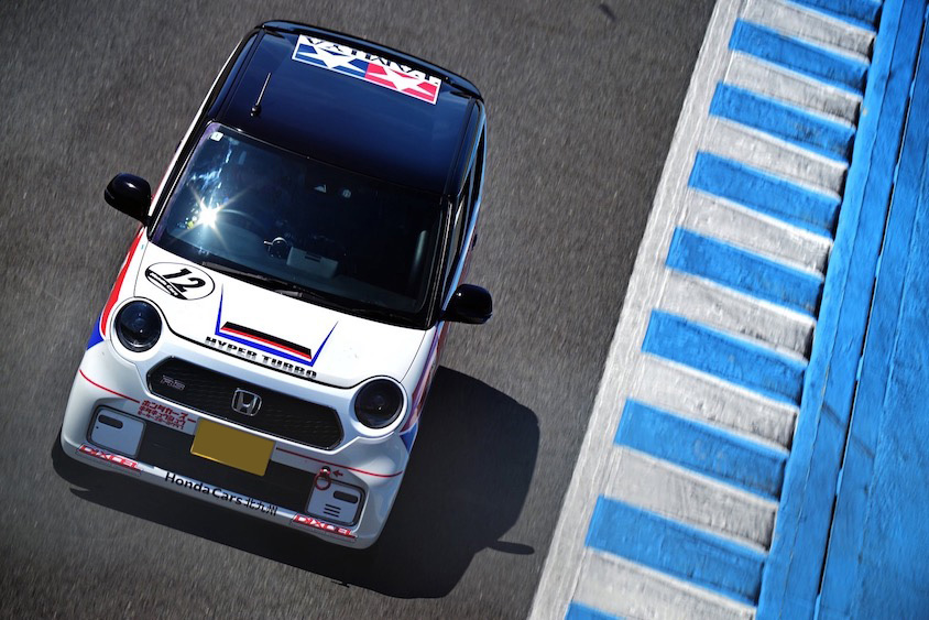 トリコロール仕様俯瞰