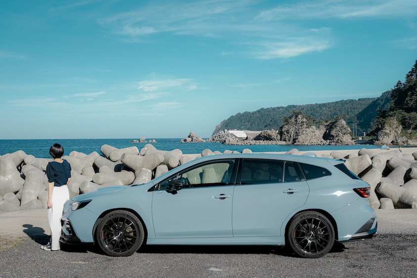 ayaneさんとレヴォーグ