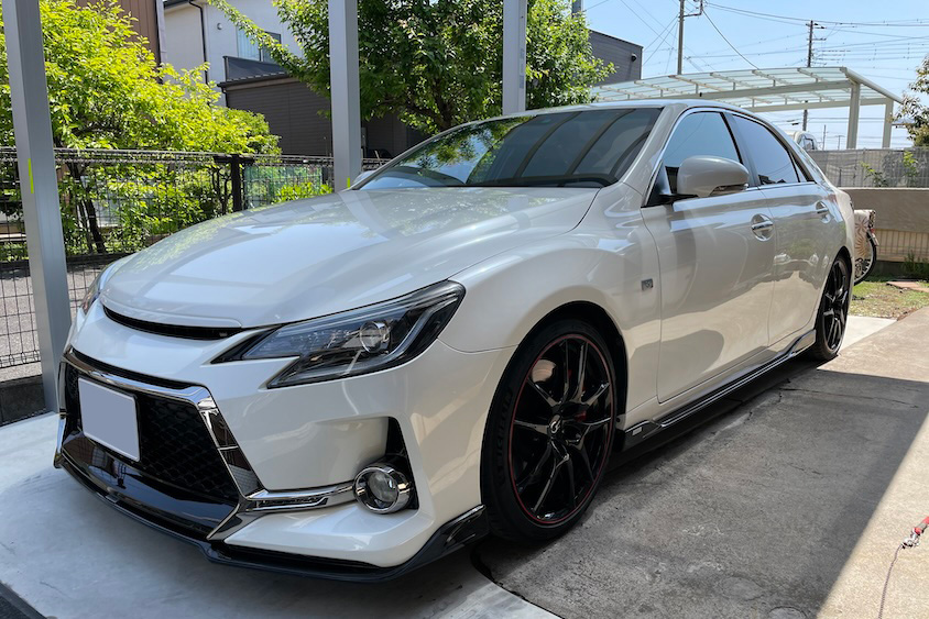 マークXガレージ1