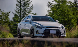 寝ても覚めても離れない！トヨタ・マークXとともに楽しむドライブと充実の毎日