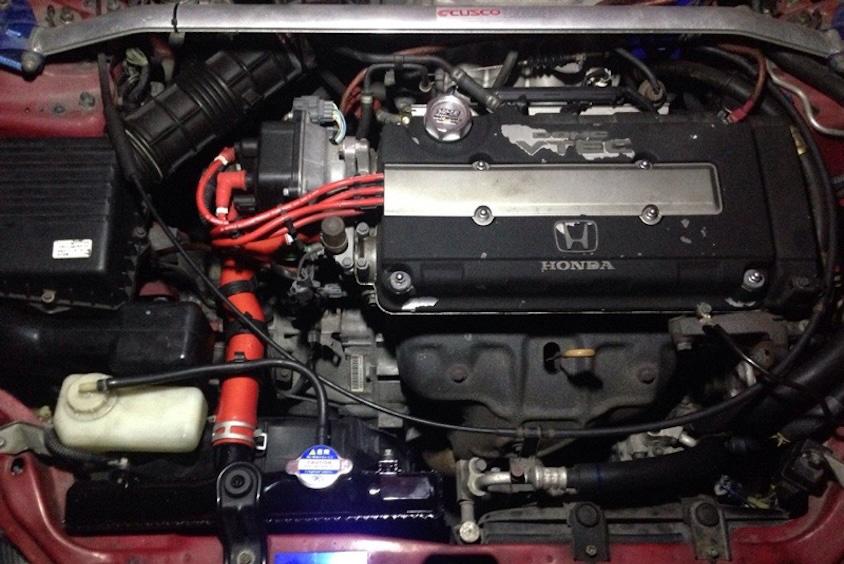 ホンダシビック、エンジンルーム