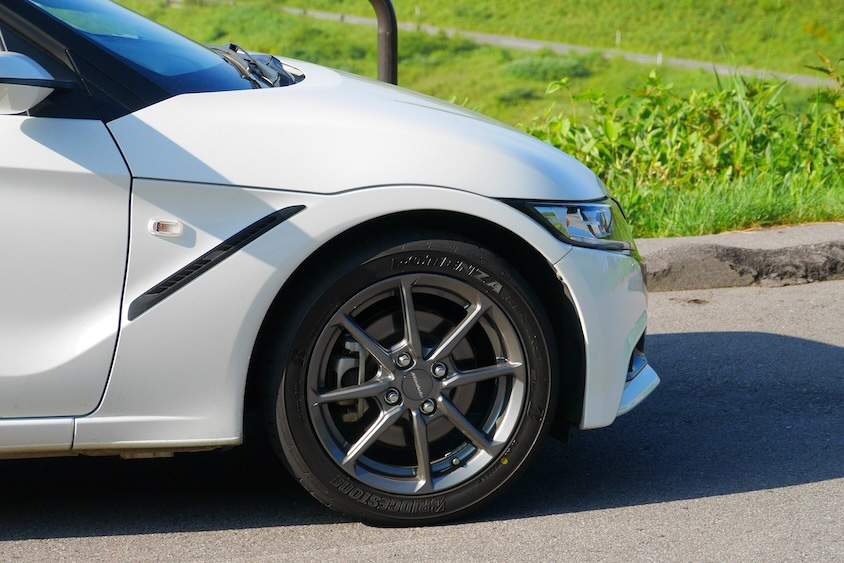 ホンダS660フロントホイールまわり