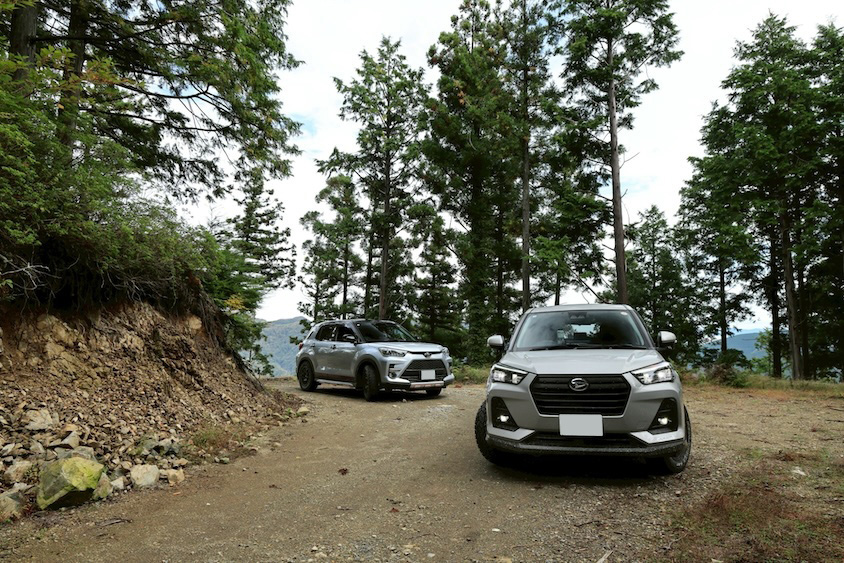 トヨタライズとタフト＠林道