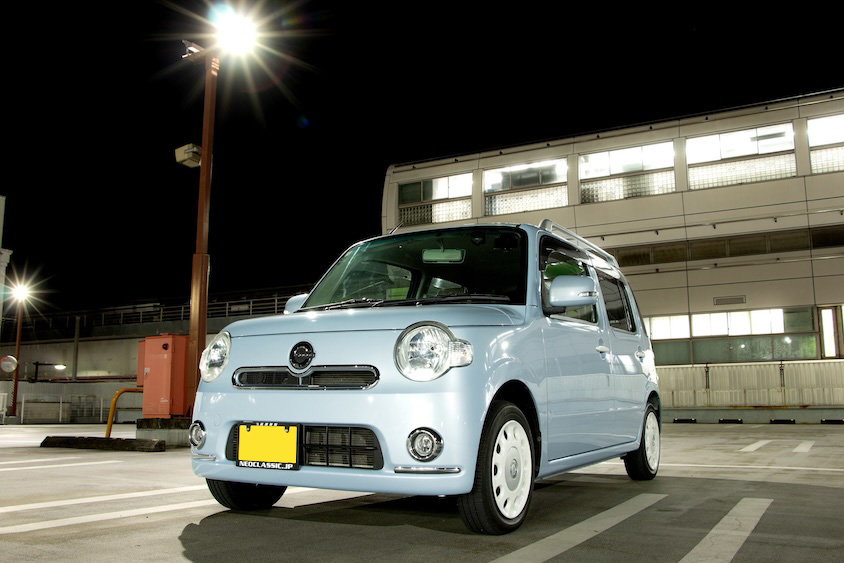 ダイハツミラココア@駐車場フロント左5:5