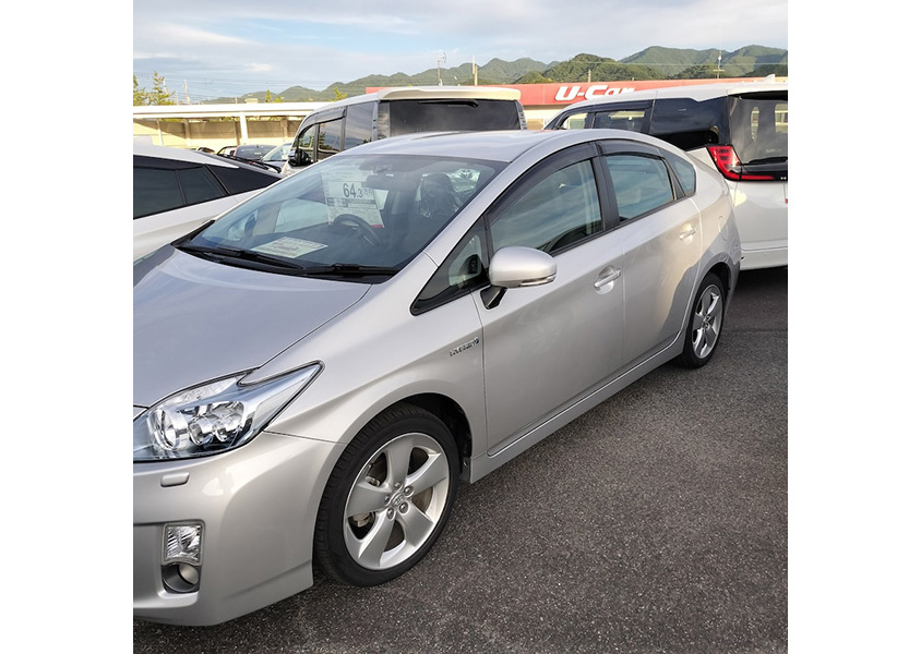 トヨタプリウス販売時