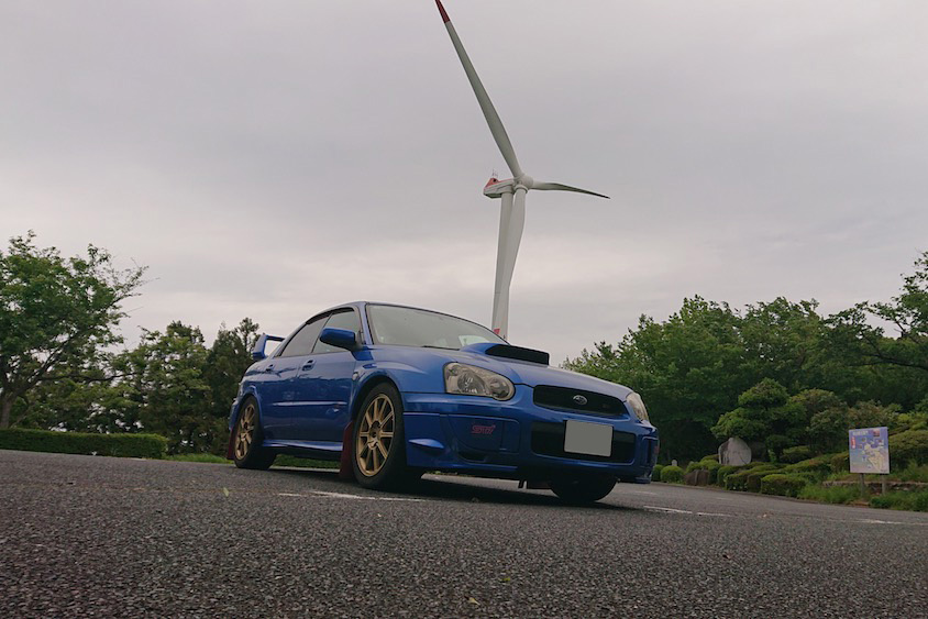 スバルインプレッサ＠風力発電機
