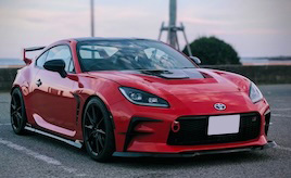 第二の人生を『86』と共に楽しむ母に、MT免許を取得した娘が宣戦布告