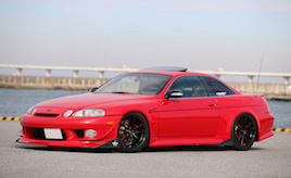 少年時代の衝撃を胸に。憧れを高度に実現したレクサスSC300