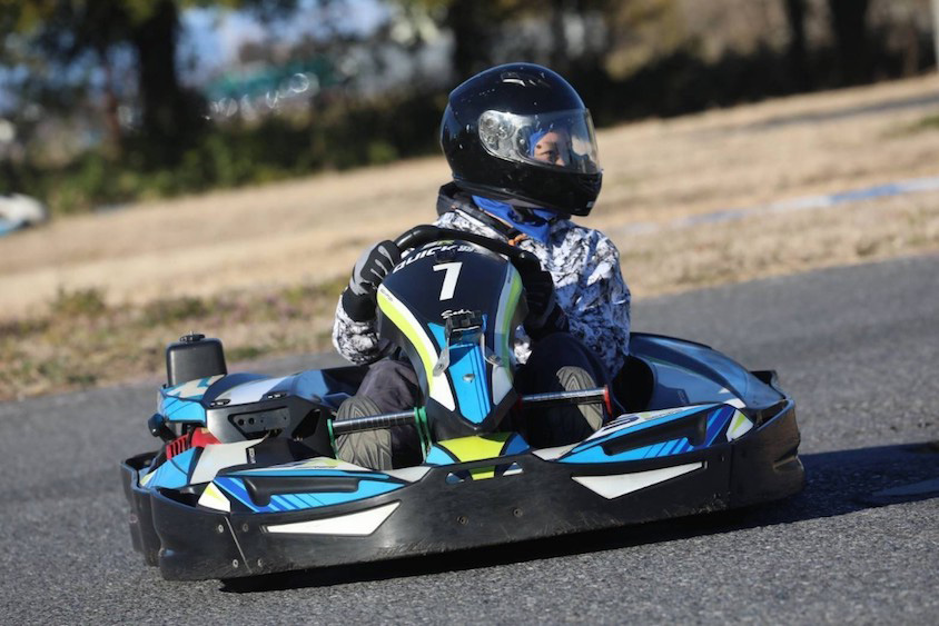 カート運転イメージ