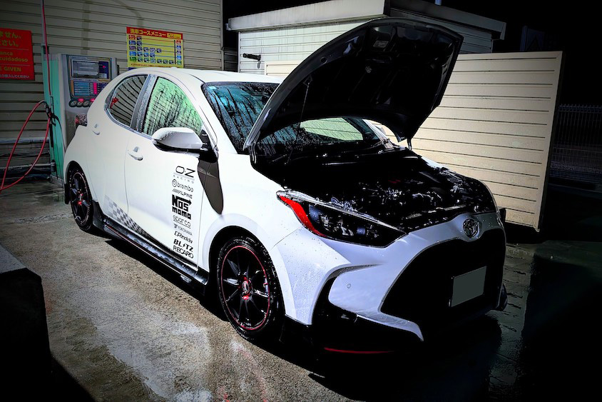 トヨタヤリス＠整備イメージ