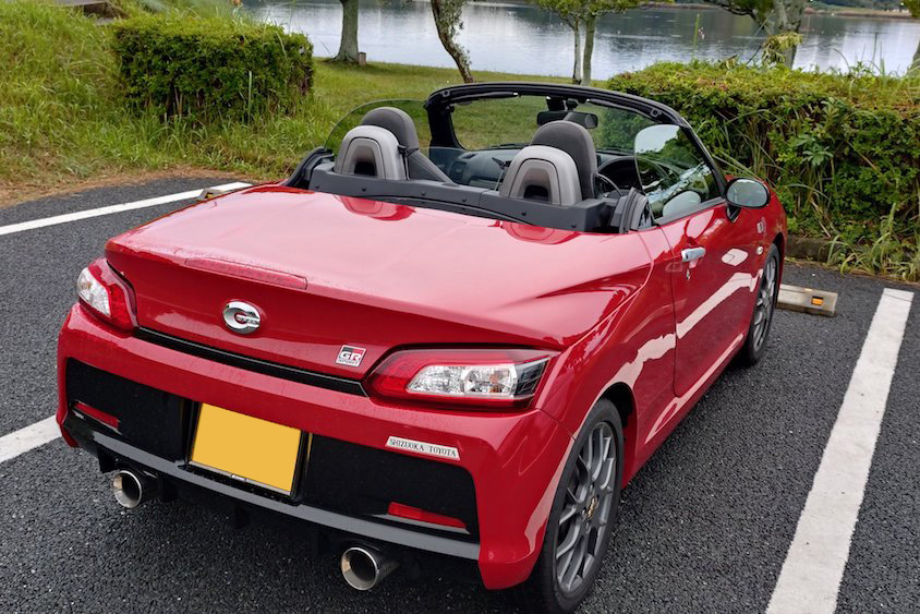 ダイハツGRコペン＠公園駐車場