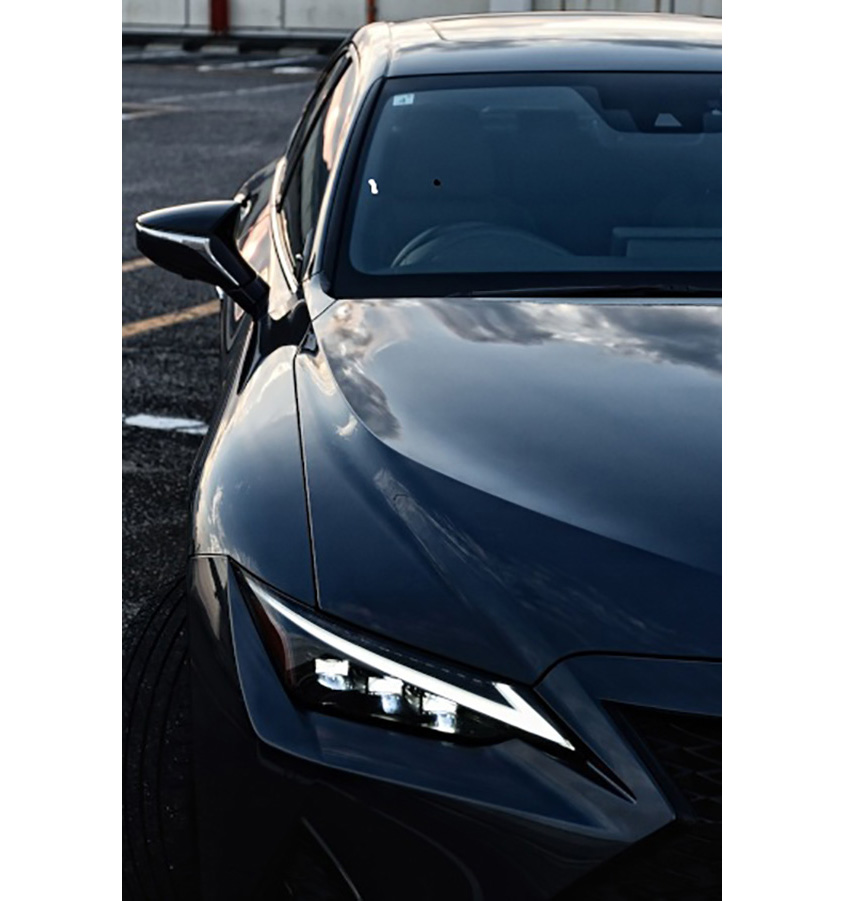 レクサスISフロントイメージ