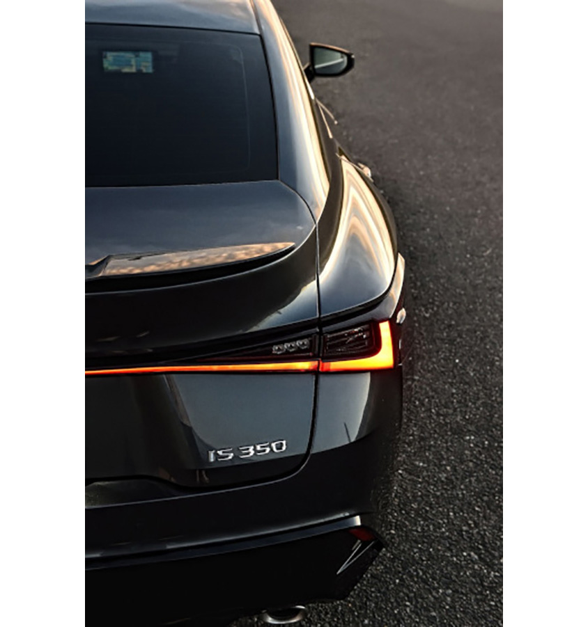 レクサスISリヤイメージ