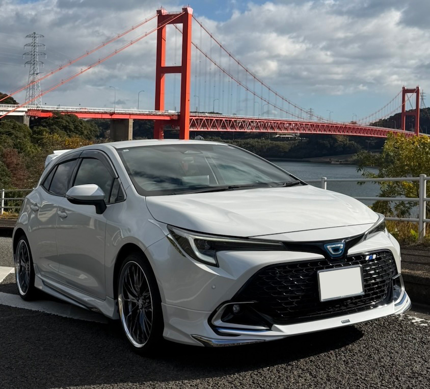 平戸大橋とトヨタカローラスポーツその2