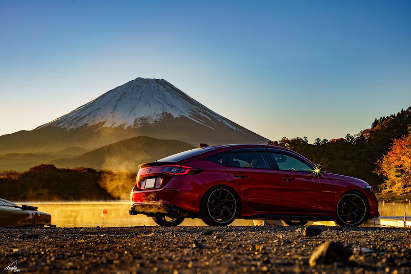 ホンダシビックと富士山