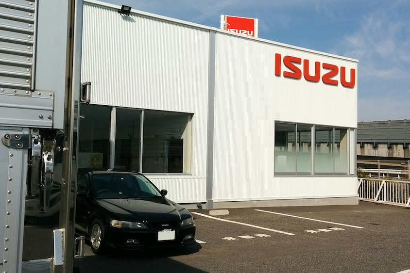 いすゞアスカ＠ディーラー