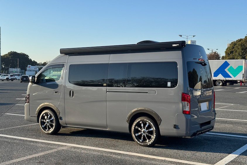 日産キャラバン「レクビィイゾラ」リヤ9：1