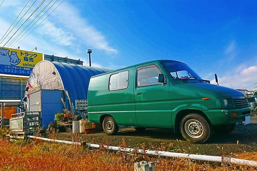 駐車場のトヨタデリボーイ