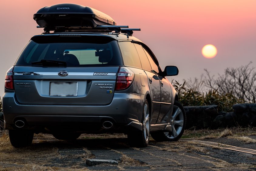 スバルレガシィと落日