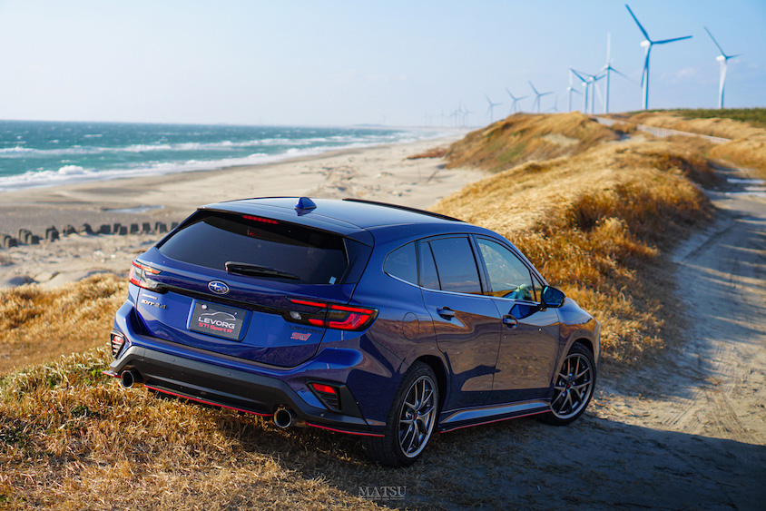 スバルレヴォーグ＠浜岡砂丘