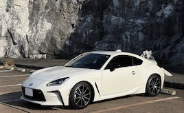 思い切って86の世界へ。MT免許を取り直すほどハマった、大学生オーナーの等身大カーライフ