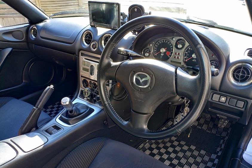 monoCRAFTmm1運転席から