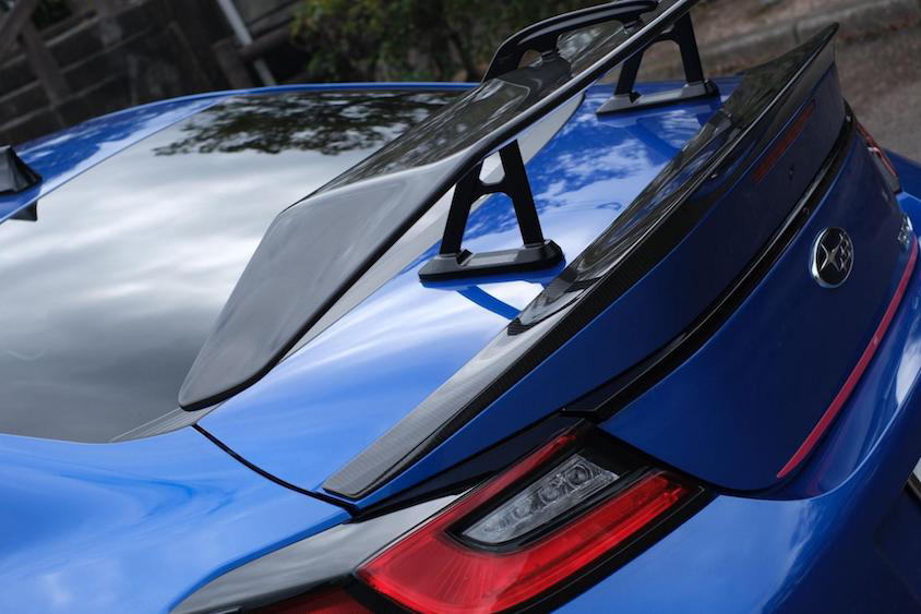スバルBRZリヤスポイラー