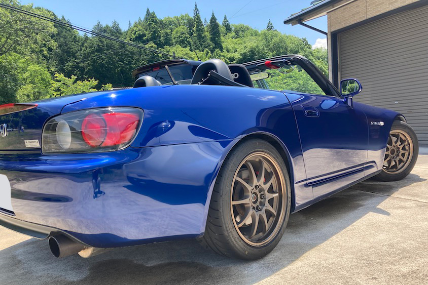 ガレージのホンダS2000
