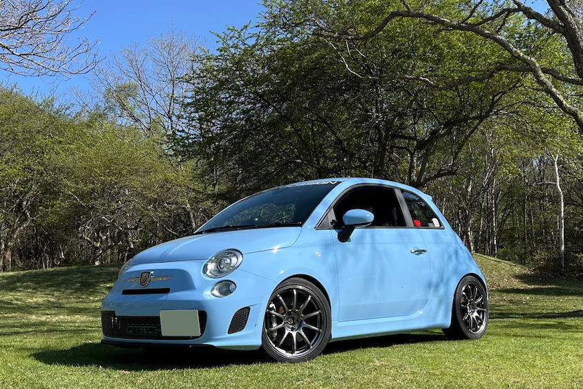 アバルト500右フロント4：6