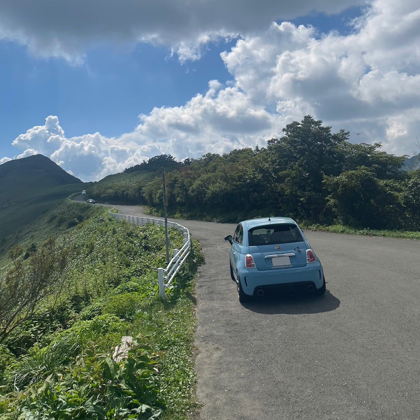 UFOラインのアバルト500