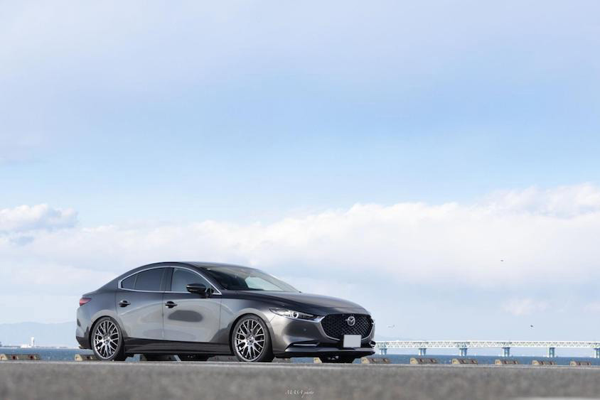 MAZDA3右フロント3:7