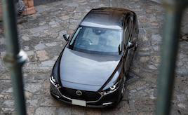 クルマ好きではなかった私が、MAZDA3セダンに夢中になった理由