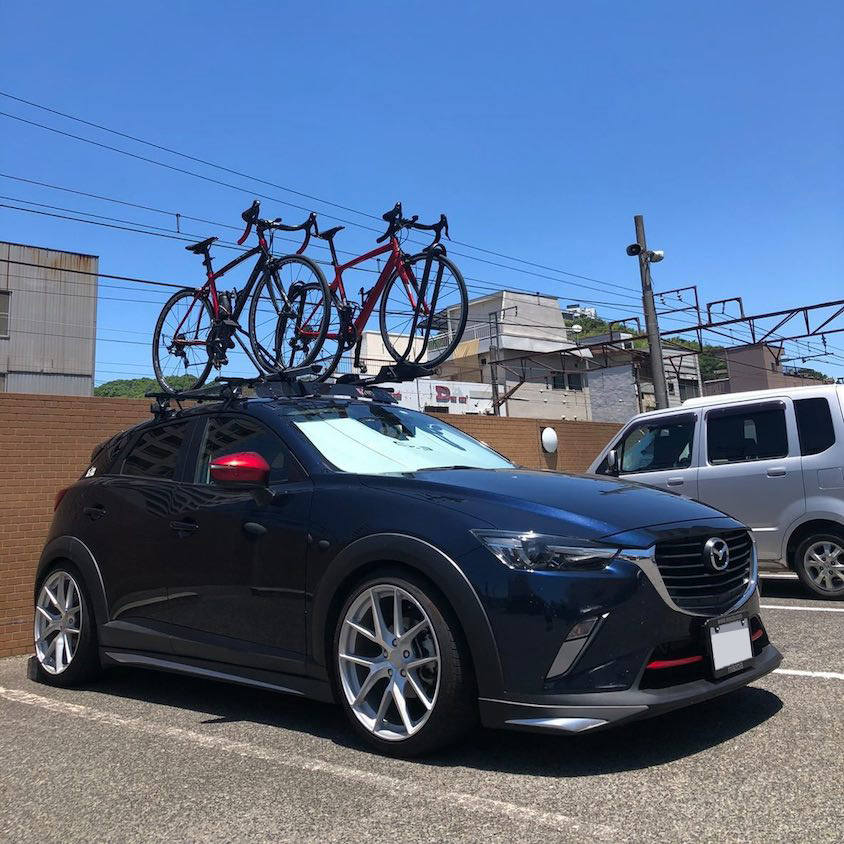 サイクルキャリアを載せたマツダCX-3