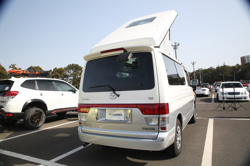 マツダ・ボンゴフレンディ(SG5W) リア