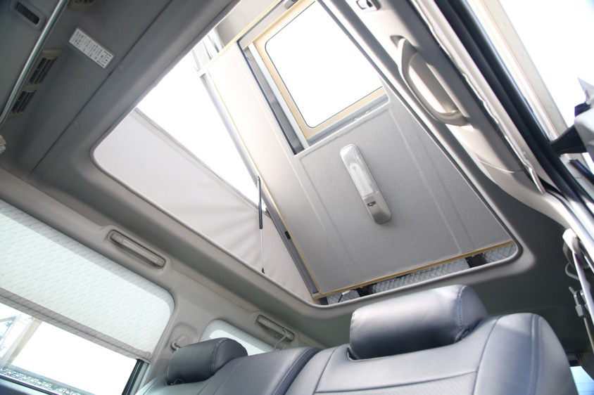 マツダ・ボンゴフレンディ（SG5W） オートフリップ