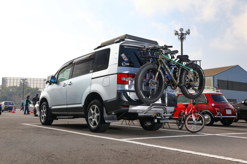 三菱・デリカD5(CV5W) リア