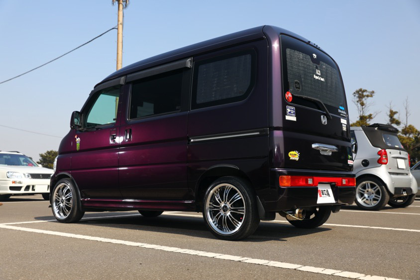 ホンダ・バモスホビオ(HM4) リア