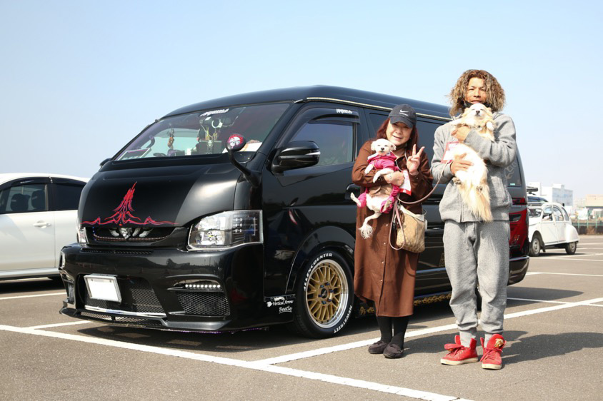 トヨタ・ハイエース(TRH214W) 家族