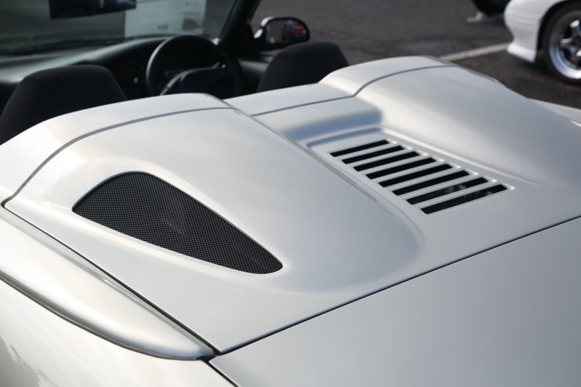 トヨタテクノクラフトMRスパイダー（SW20改） エンジンダクト