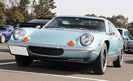 走るために生まれたスポーツカーたち