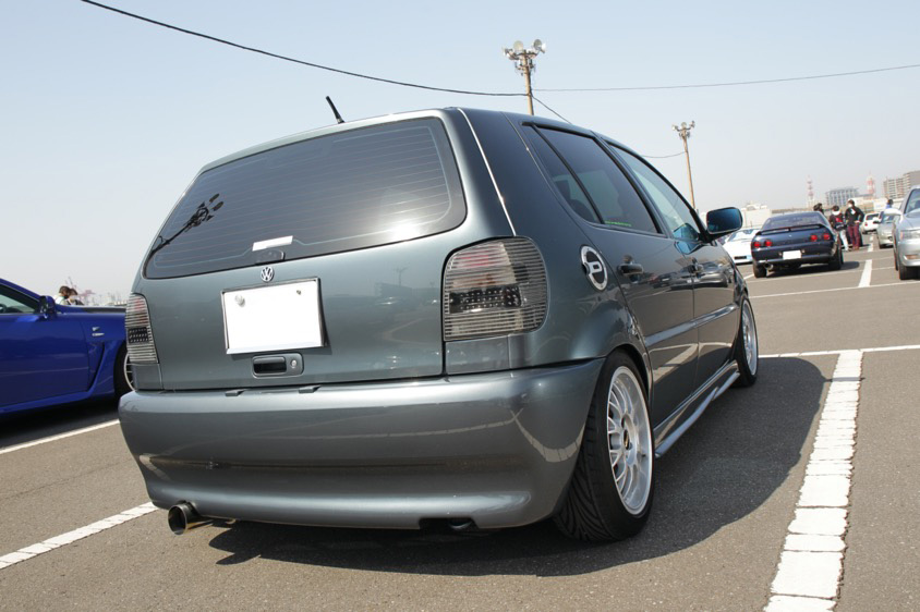 フォルクスワーゲン・ポロ(6NAHS) リア