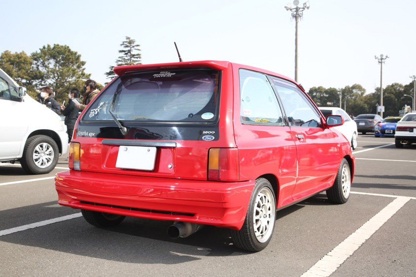 日本フォード・フェスティバ（DAJPF） リア