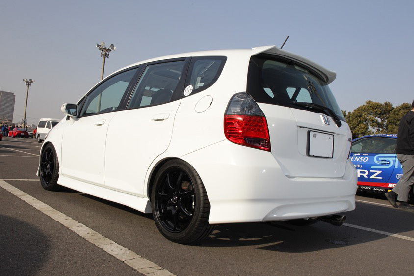 ホンダ・フィット（GD3） リア