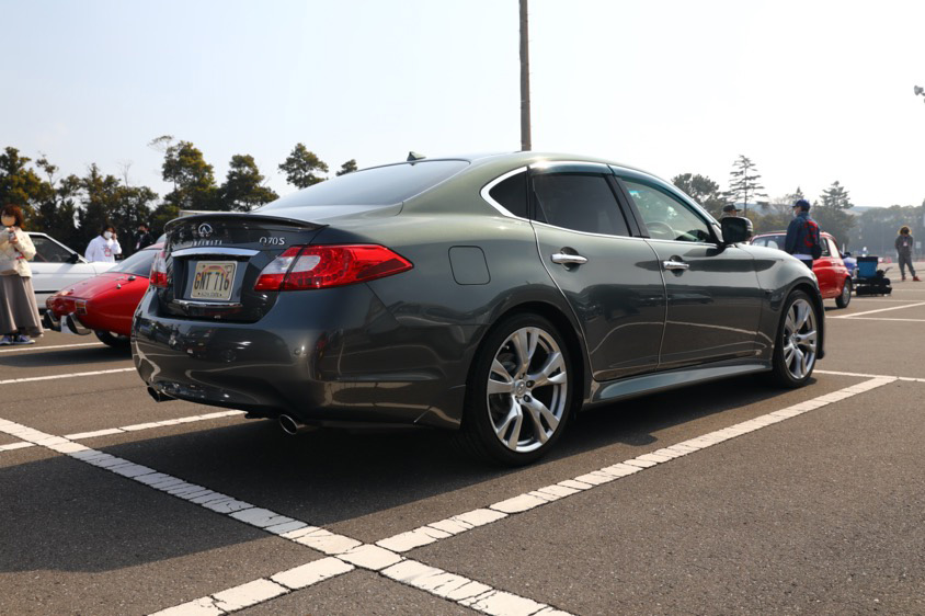 日産・フーガ（Y51） リア