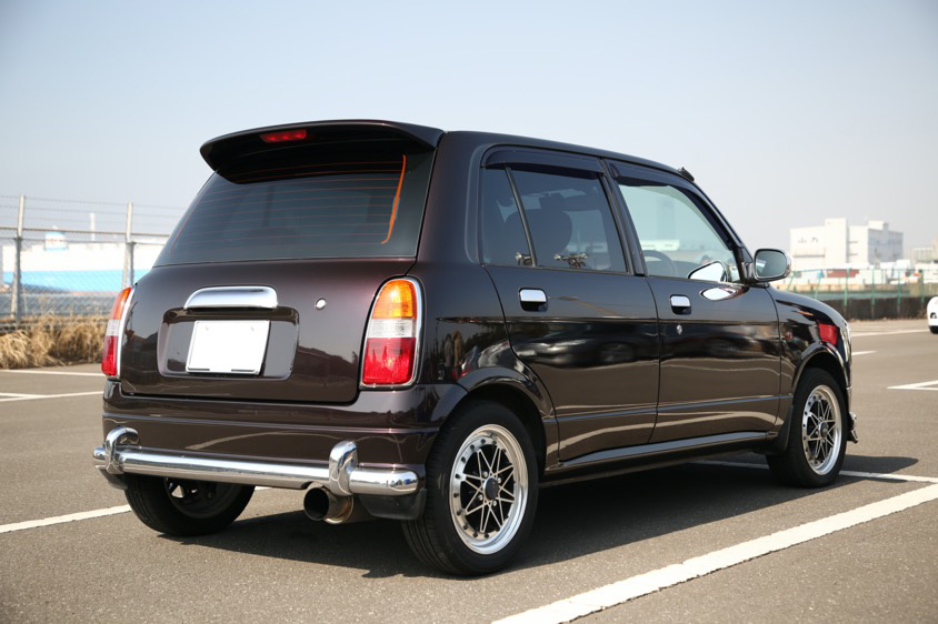 ダイハツ・ミラジーノ（L700S） リア