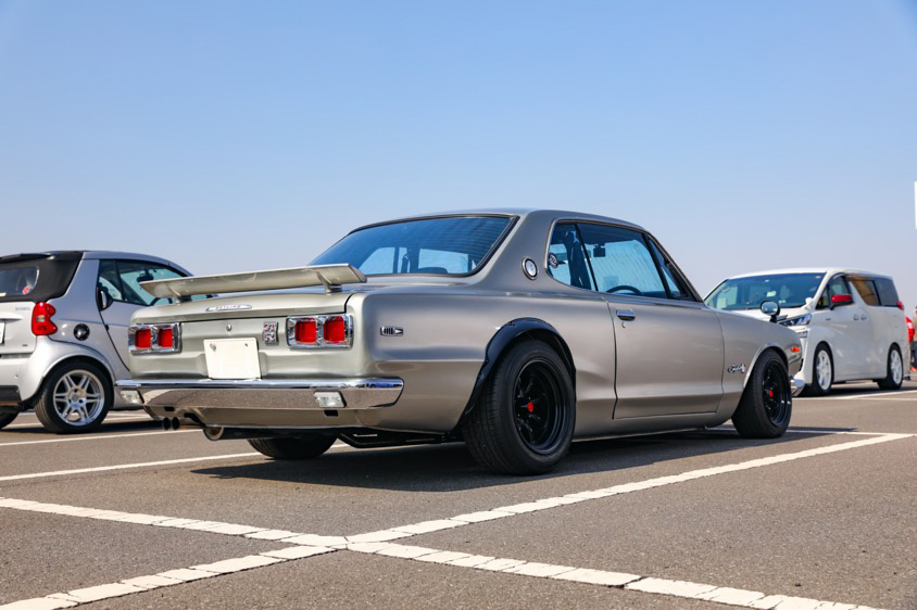 日産・スカイライン(KGC10) リア